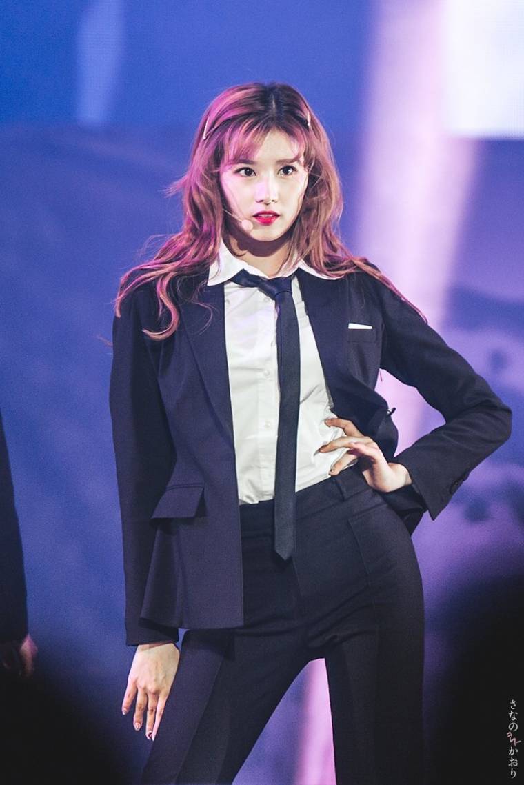 원스 비긴즈 팬미팅 사나 사진 | 인스티즈