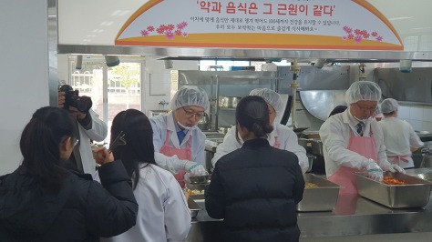 열일하는 김경수 경남지사 | 인스티즈