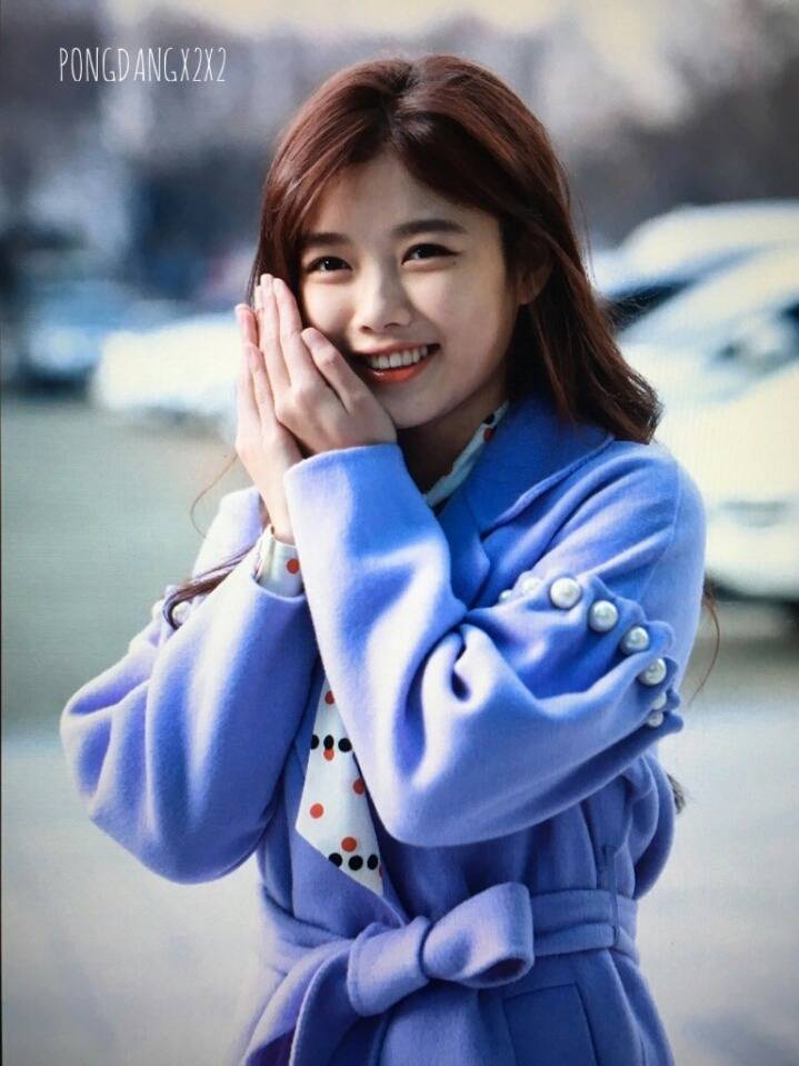 사랑니를 뽑았을 때의 김유정 | 인스티즈