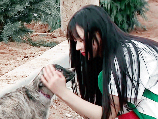 식량일기 오마이걸 유아.gif | 인스티즈