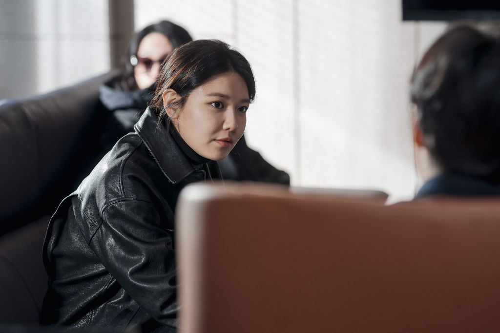 9992603B5E6C133514563A