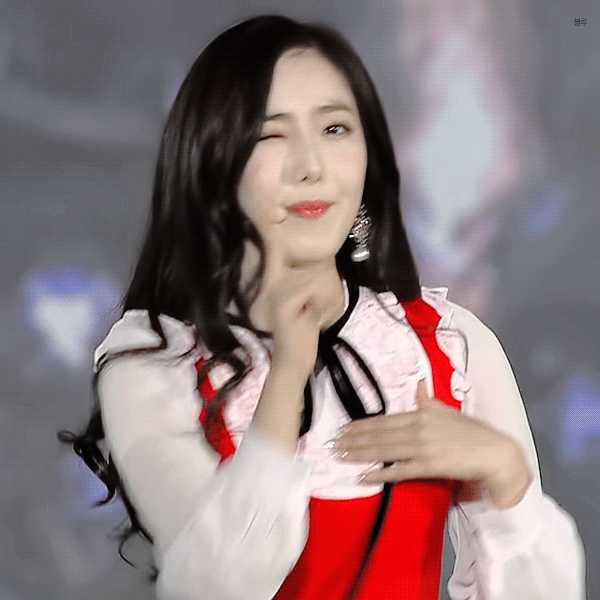 점심시간이라서 여자친구 신비 | 인스티즈