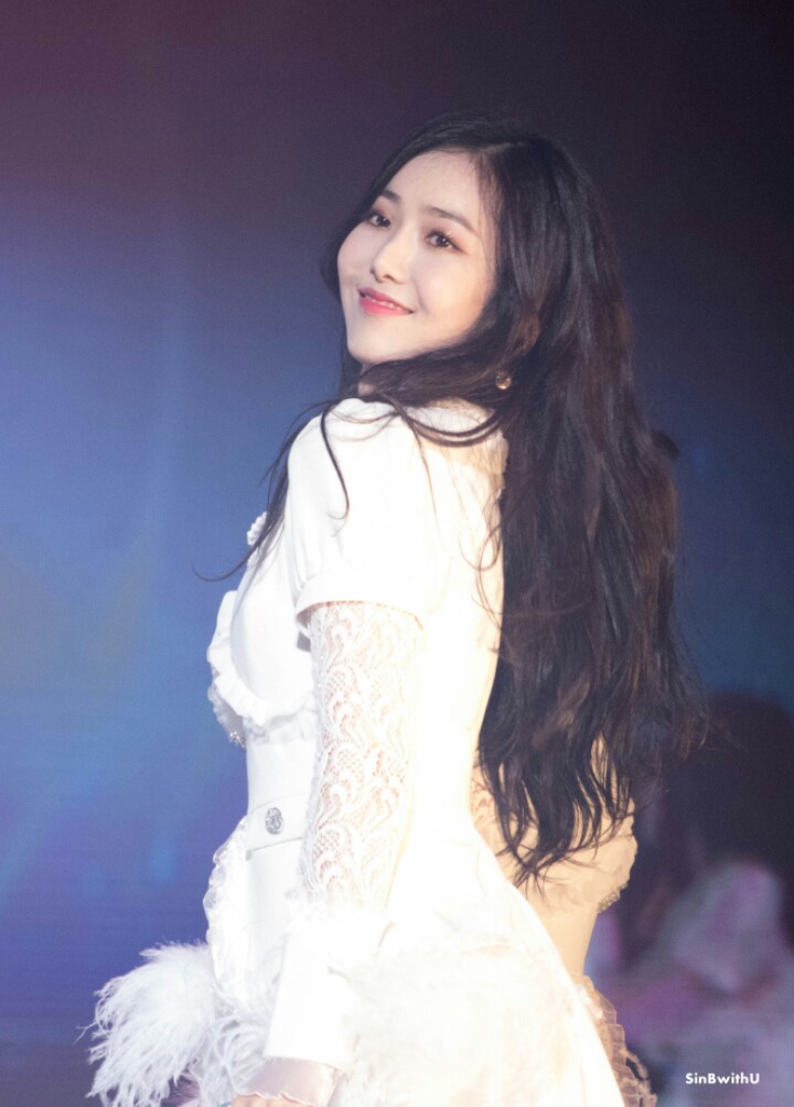 점심시간이라서 여자친구 신비 | 인스티즈