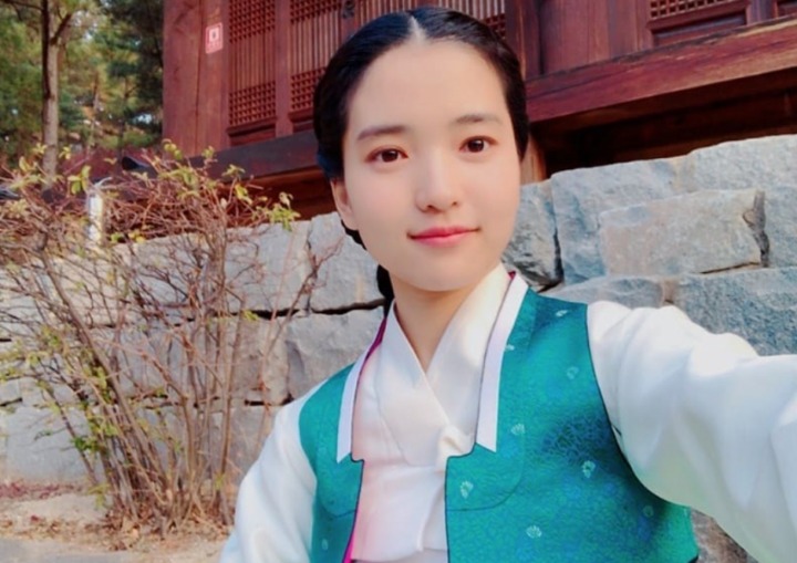 소속사 인스타에 올라온 김태리 사진 | 인스티즈