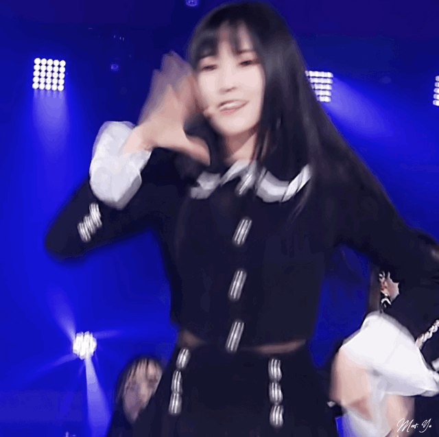 [여자친구] 생일날 일하는게 썩 좋은 일은 아니라서 유주 | 인스티즈