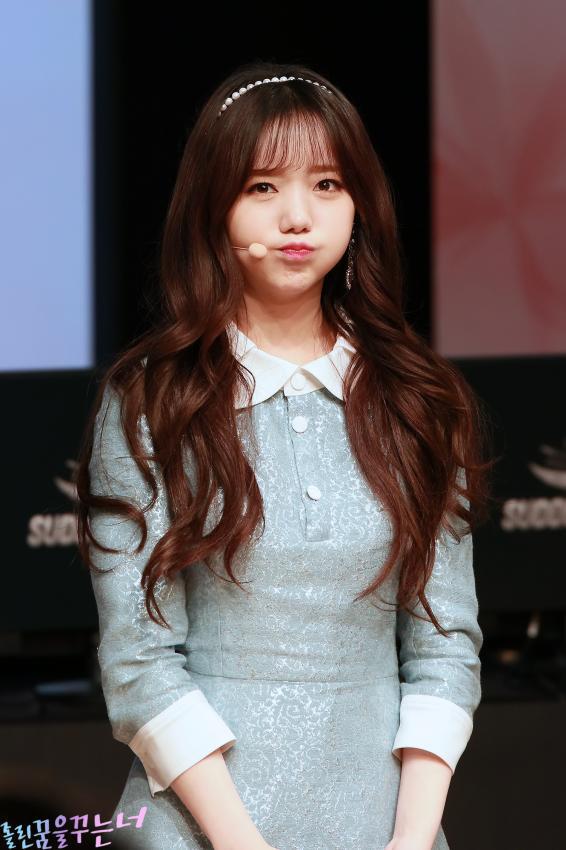 [러블리즈] 밥먹고 운동할지 운동하고 밥먹을지 고민돼서 케이 | 인스티즈
