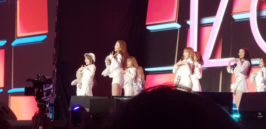 오늘자 제주도에서 CJ 기업행사 공연중인 아이즈원 | 인스티즈