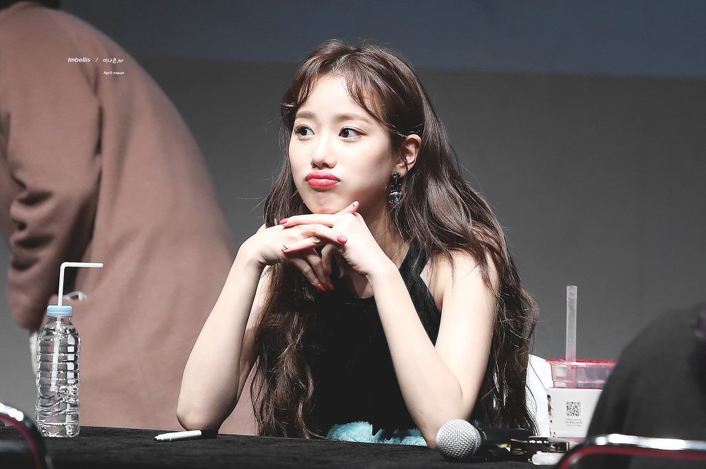 상큼하게 이쁜 에이프릴 이나은.jpgif | 인스티즈